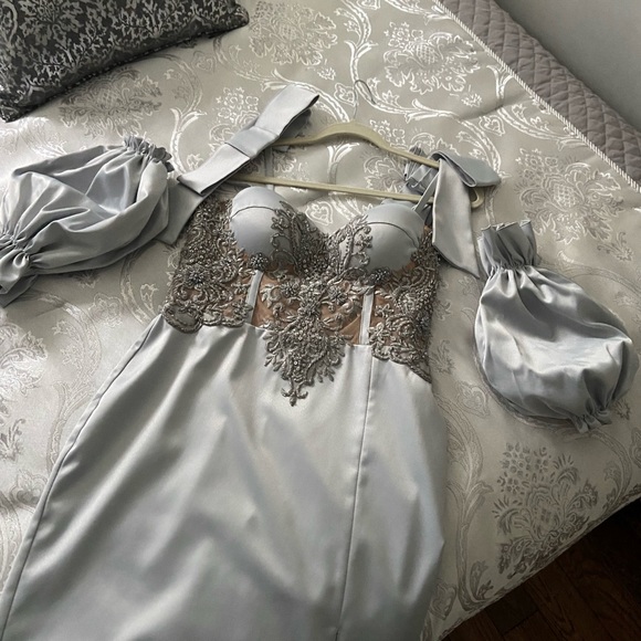 Dress 👌 - Picture 2 of 7